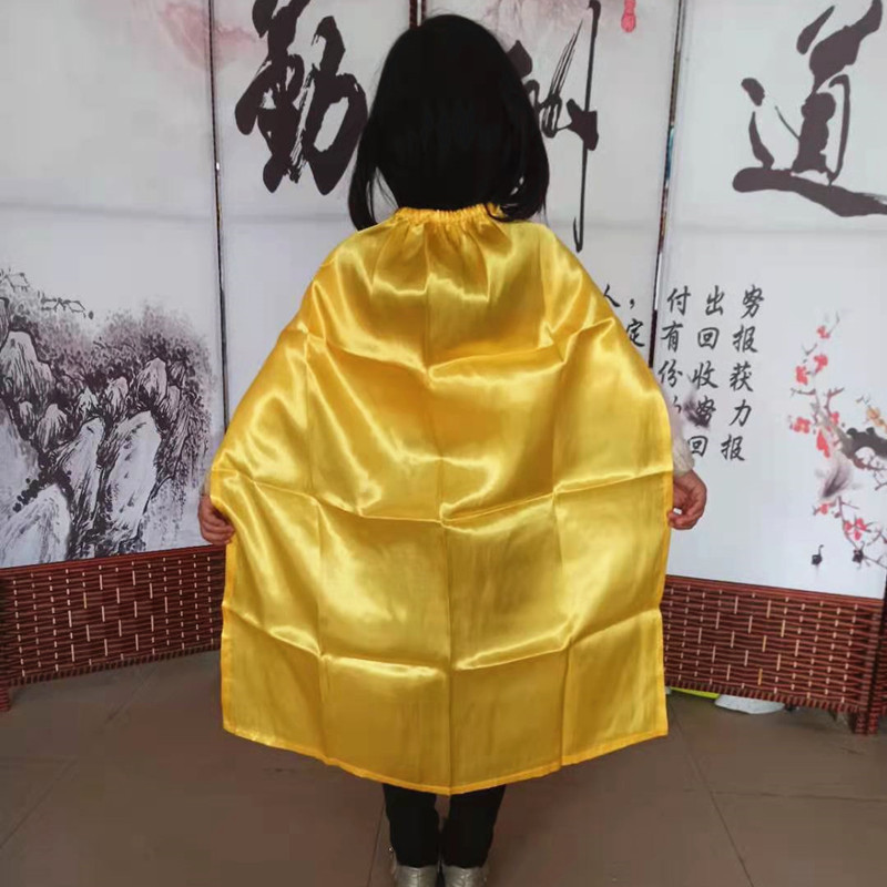 Halloween Superman Red Cape with Gold Trim, Children's Golden Staff, Sun Wukong's Gold-Stamped Cloth Yellow Cape Style