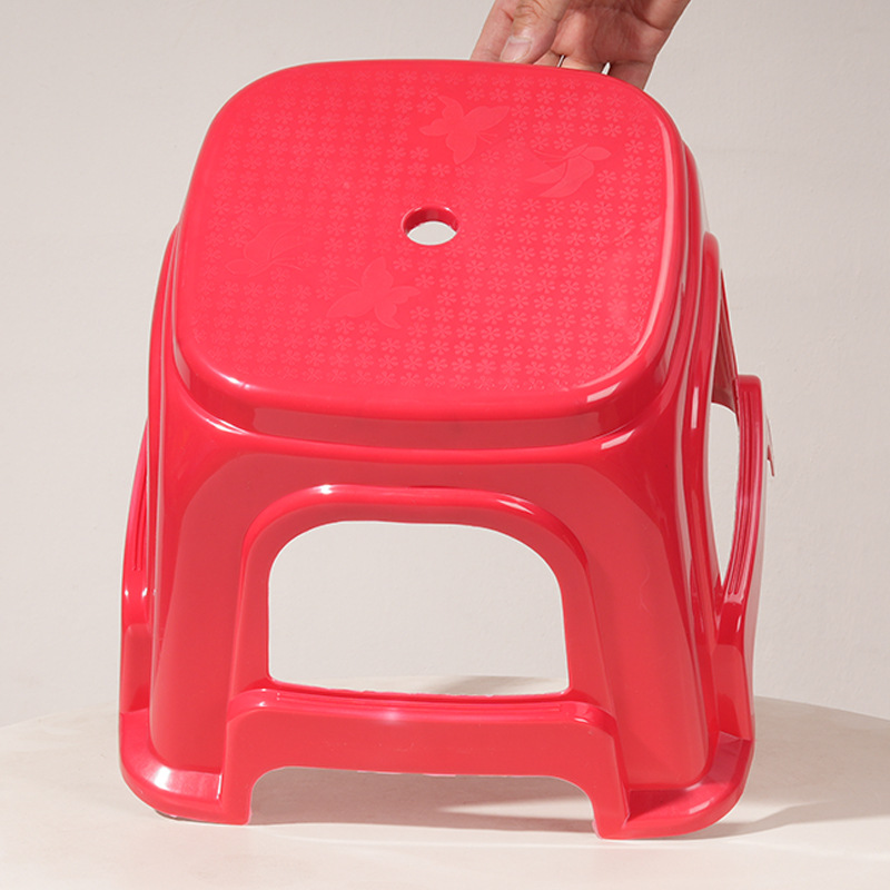 Plastic Red Small Stool for Home Use, Durable Plastic Children's Low Stool, Small Bench, Thickened Adult Round Stool, Stackable and Printed
