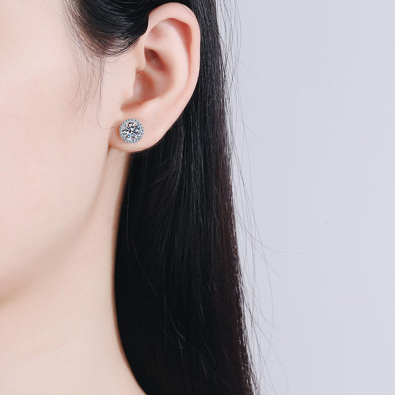 S925 Silver Cross-border Earrings Classic Men's and Women's Four-claw Round Bag Earrings 1 karat Moissanite Earrings for Women