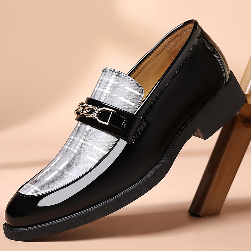 New Large Size Patent Leather Glossy Casual Leather Shoes European and American Style Hairstylist Pointed Toe Men's Trendy Shoes Business Formal Shoes