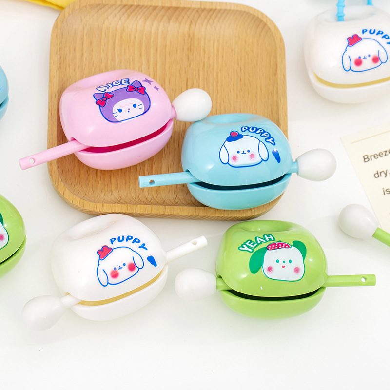 New decompression merit small wooden fish key chain Sanli capybara wooden fish cartoon schoolbag cute key chain pendant