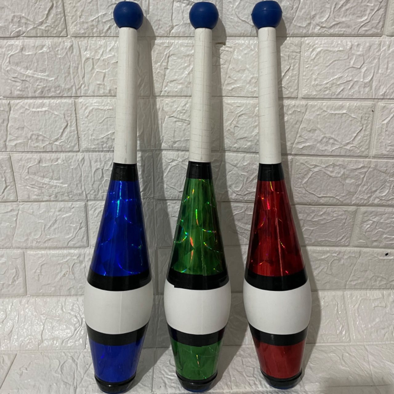 Акробатические реквизиты, акробатические палки, жонглирующие бутылки, чешские палки, реквизиты для клоунов, разминка для жонглирования