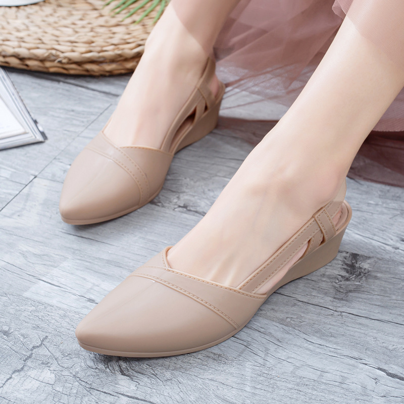 Fashionable casual low-cut flat all-match plastic sandals women's outer wear summer wedge pointed jelly sandals