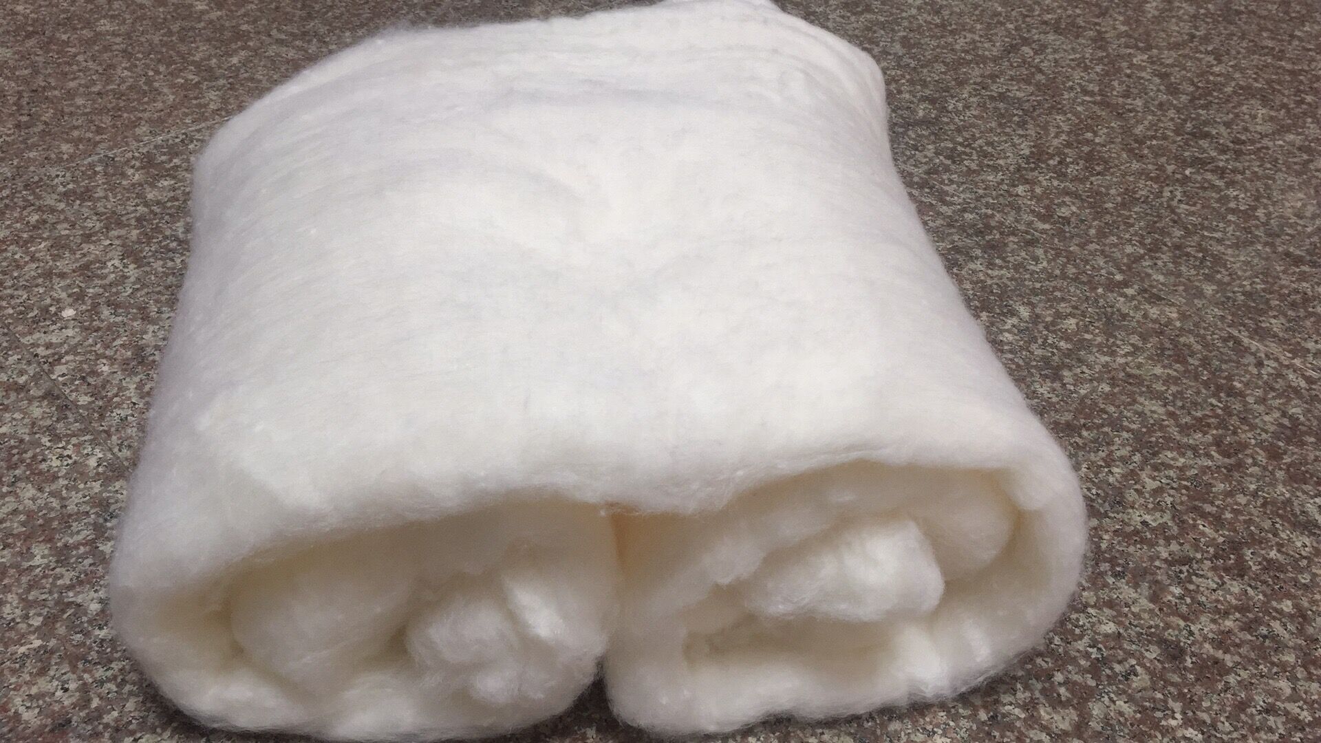 Tussah silk combed piece silk press several pieces of silk quilt raw materials can be directly used with fine dry Cocoon Cocoon opener available