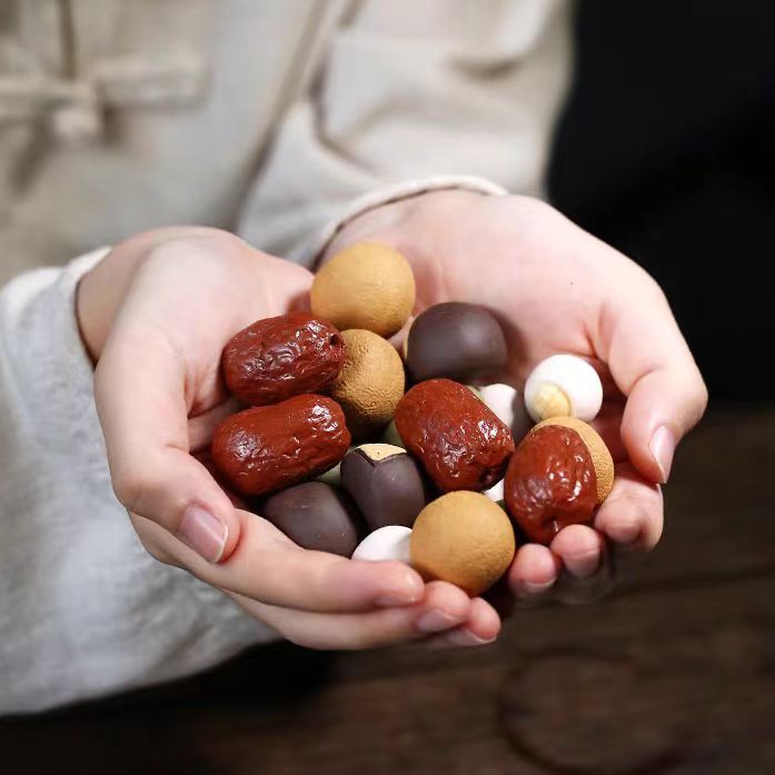 Zaoshengguizi purple sand simulation peanut longan crafts creative ornaments red dates melon seeds desktop tea table decorations