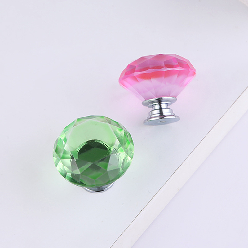 Factory wholesale Nordic modern simple wind diamond type single hole crystal handle shoe cabinet glass handle furniture accessories