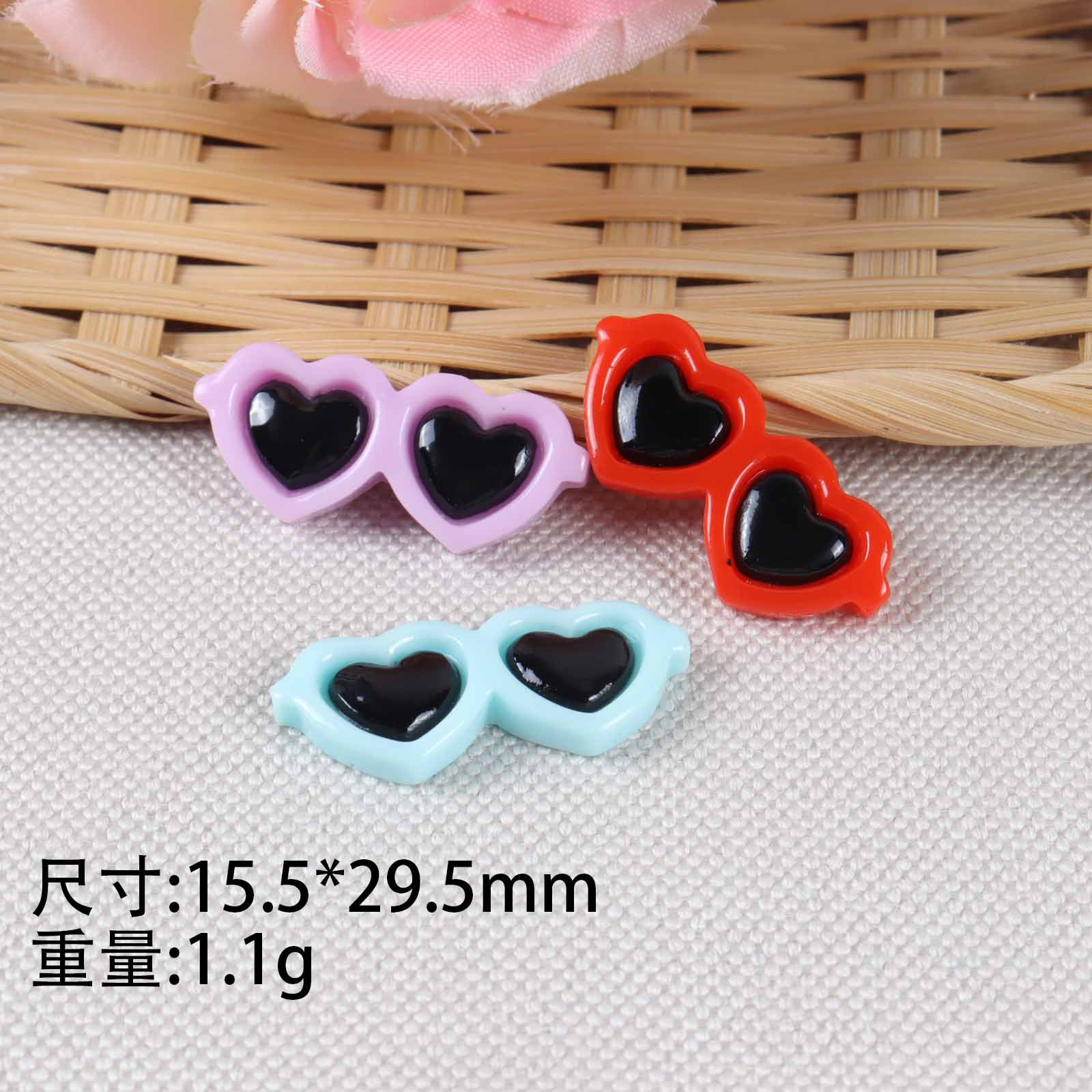 Colorful Small Resin Acrylic Heart Sunglasses Heart-Shaped Glasses Accessories DIY Doll Pendant Handmade Decorative Accessories