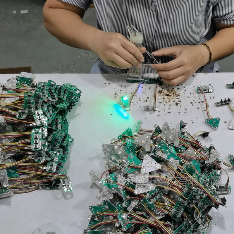 AC DC AC DC LED lighting aluminum substrate RGB warning flash lamp atmosphere light source circuit board development