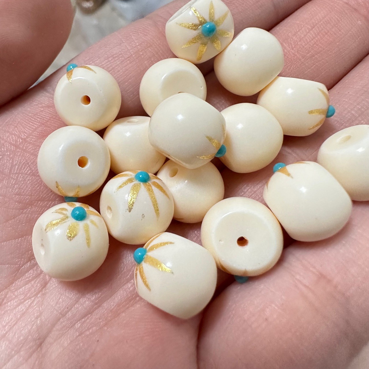 Ivory Fruit Carving Sun, Moon and Stars Set of DIY Bodhi Fruit Bracelet Super Cute Cute Accessories Handheld Accessories for Men and Women