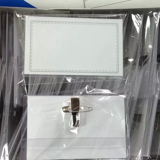 9x 5.6cm hard shell pvc badge card holder dual-pass badge ID card exhibition single independent packaging