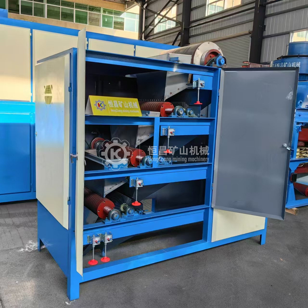 Dry Three-Roller Magnetic Separator for Sandstone and Iron Ore Zirconium Permanent Magnet Strong Magnetic Equipment Tailings Iron Removal Efficiency 99%