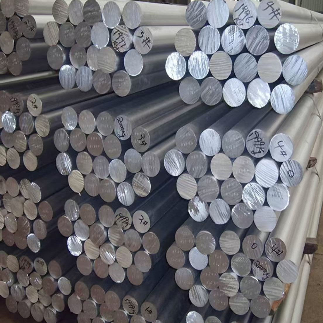 1060 Pure Aluminum Rod 2017 3003 5052 5083 Aluminum Alloy Rod Zero-Cut Hard Round Rod Solid Aluminum Rod