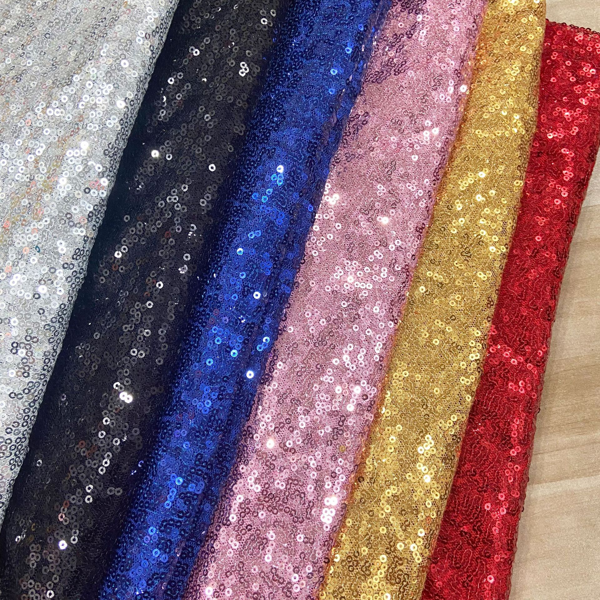 In Stock 3mm Sequin Flower Gold Flower Embroidery Fabric Encrypted Random Pattern Performance Clothing Fabric Accessories 12 Colors Optional