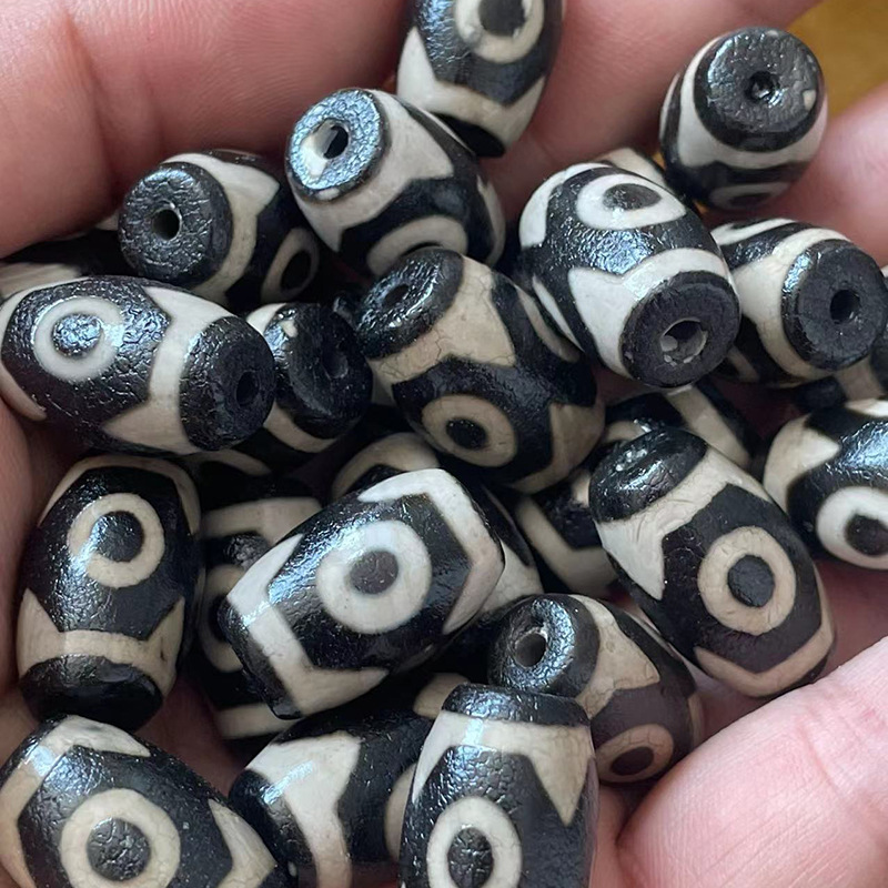 Wholesale Natural Agate 15 ✖ 22mm High Oil Antique Distressed Loose Beads Orange Peel Texture Black and White Three-Eyed Dzi Beads