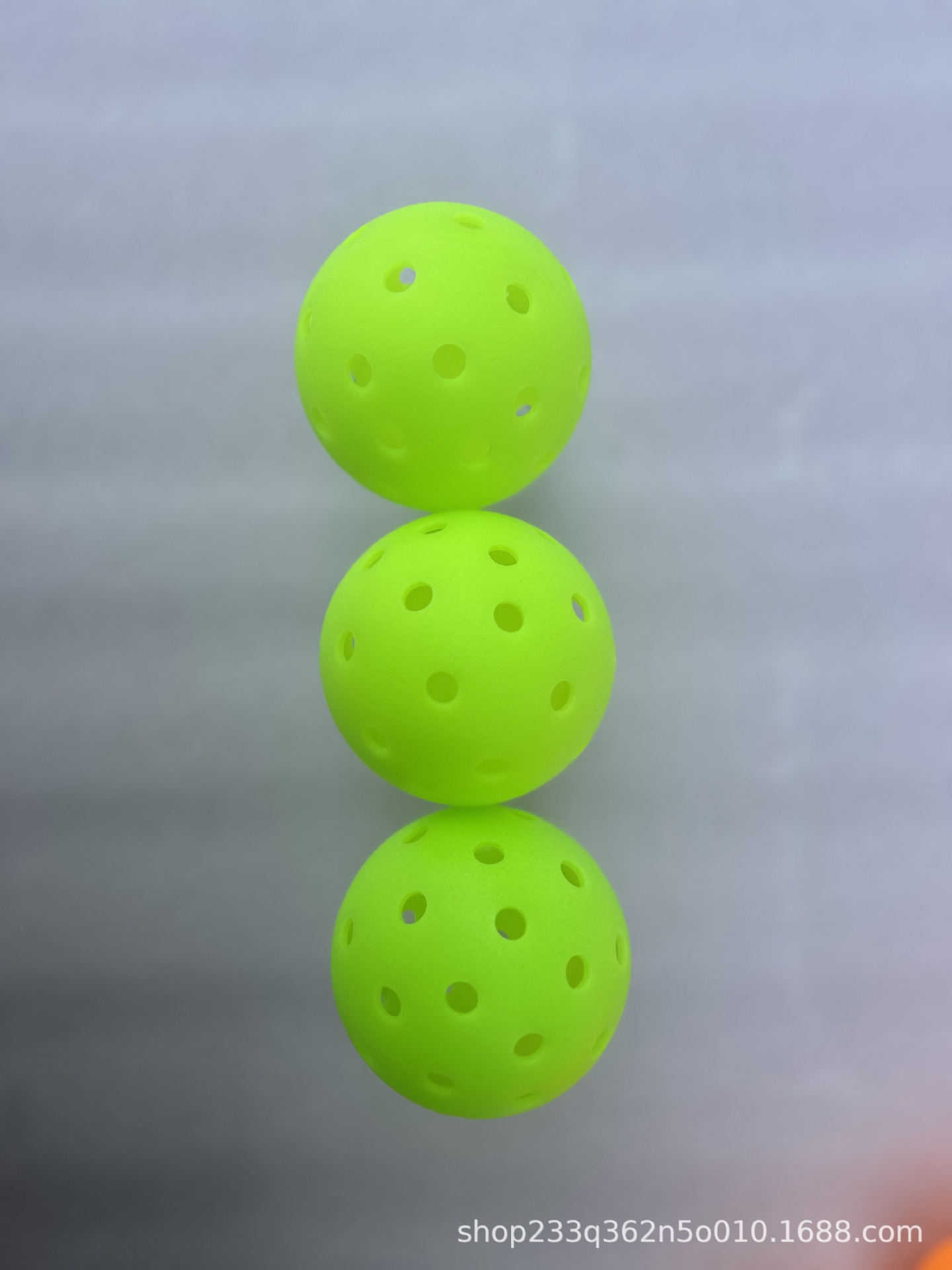 X40 Rotomolded Pickleball 40 Hole Rotomolding Process Pickleball Manufacturer Wholesale