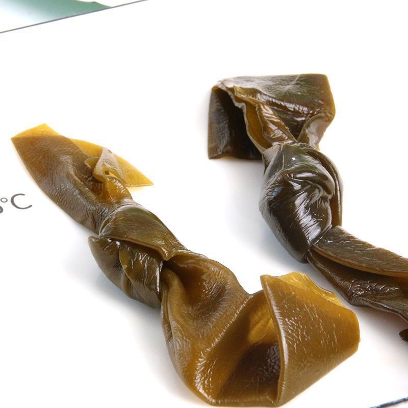 Halogen Family Kelp Knot Kelp Silk Spicy Small Package Kelp Pieces for Food Leisure and Appetitizing Snacks Kelp Buckle