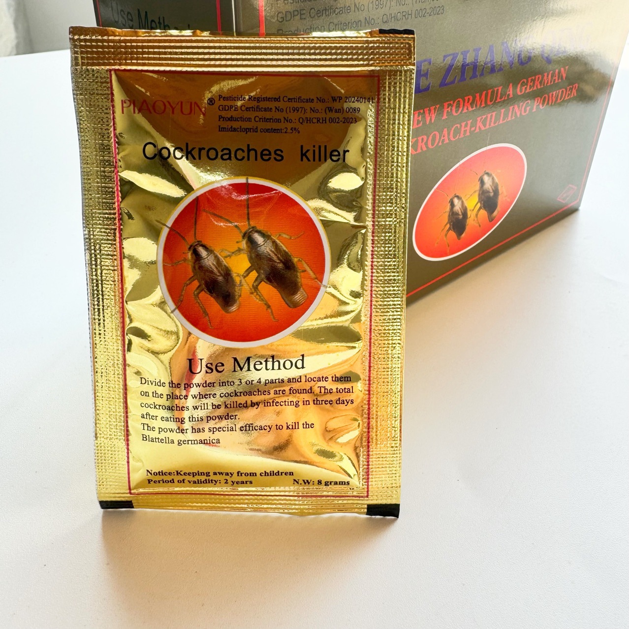 Foreign trade wholesale English export cockroach medicine 8g cockroach killing cockroach bait household indoor kitchen manufacturers batch