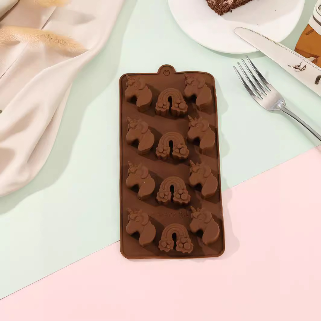 Creative Baking Gel Dropping Fruit Unicorn Chocolate Mold Rainbow Food Grade Silicone Homemade DIY Pastry