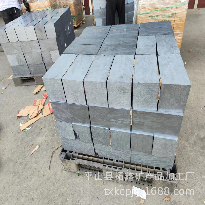 Туоксин поставляет металлический кремний, поликристаллический кремний квадратные слитки, блоки монокристаллического кремния, поликристаллические кремниевые квадратные кирпичи, круглые стержни монокристаллического кремния