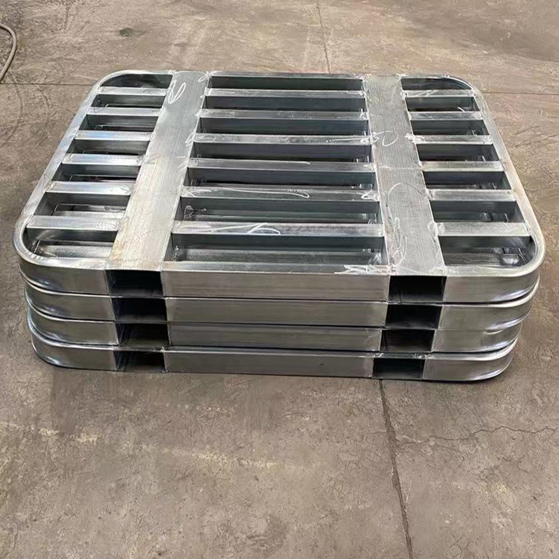 Steel Forklift Iron Pallet Logistics Transshipment Heavy Storage Cargo Backing Board Moisture-proof Pallet Metal Iron Pallet Industry