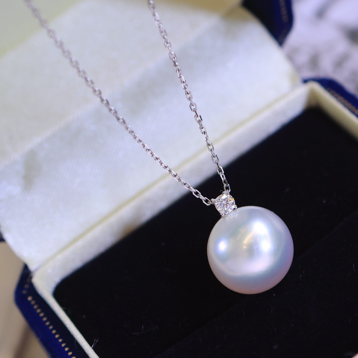 Pt900 Accessories Back Buckle Princess Pendant Moissanite Inlaid with Beads 12-13mm Without Chain and Without Beads