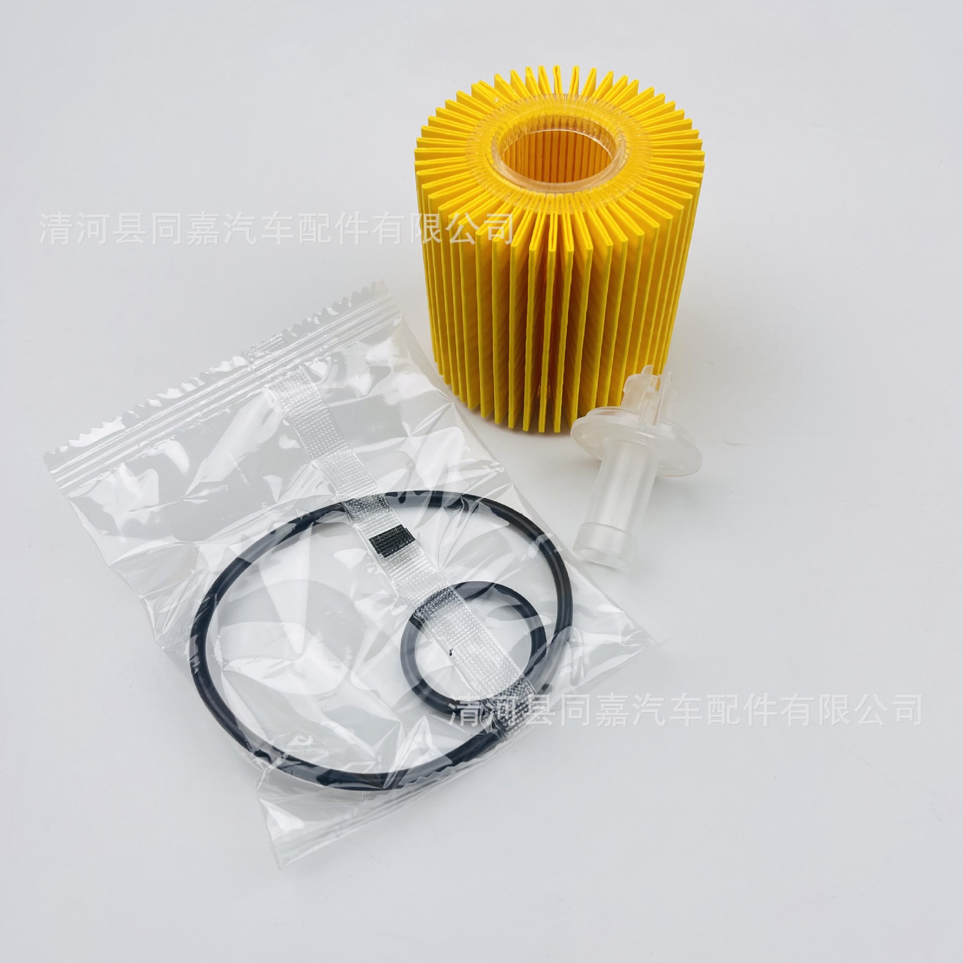 Compatible with RAV4 Highlander 2.5les200 Camry Sena oil filter 04152-31090