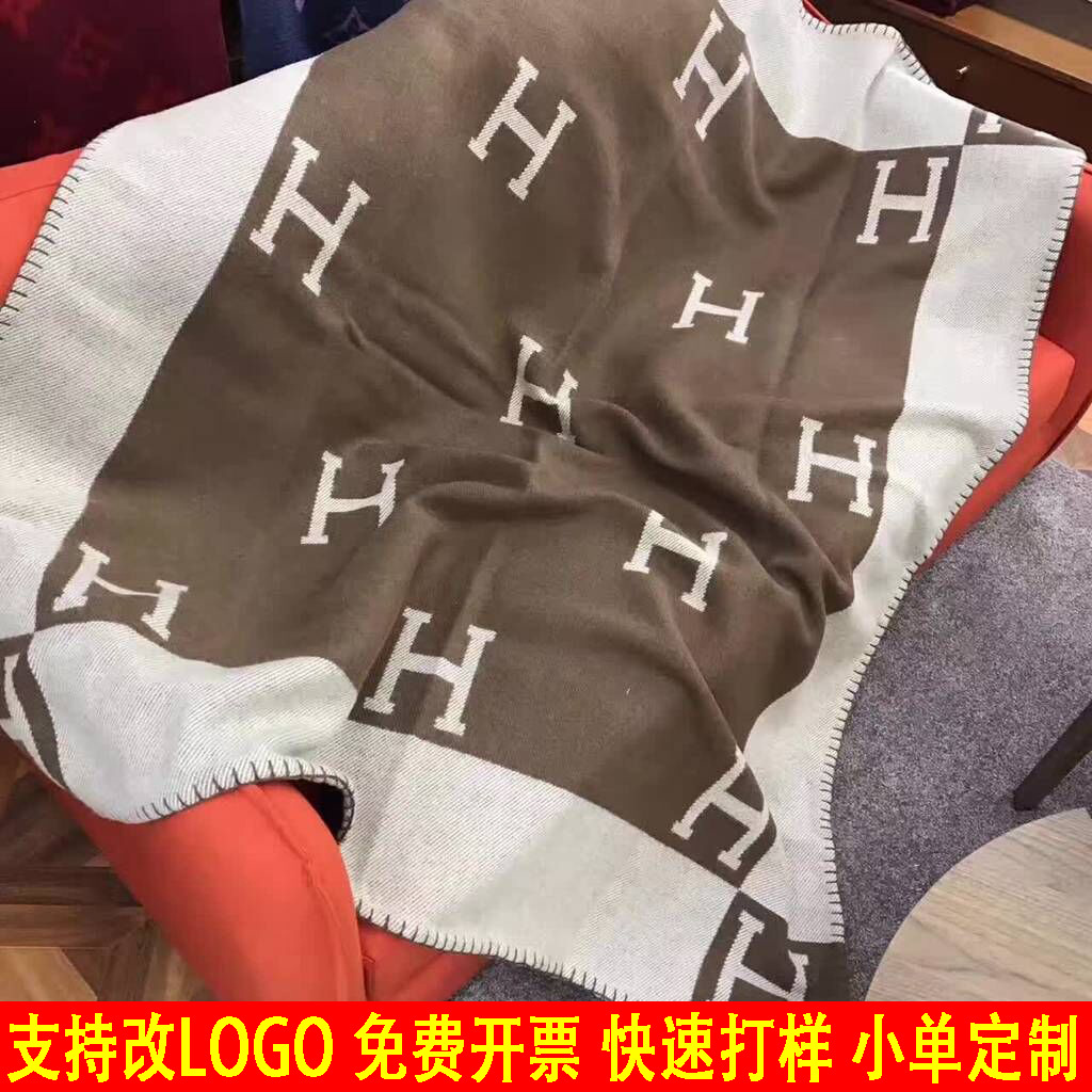 Вязаное одеяло H, подарочное, индивидуальное, для автомобиля, из шерсти