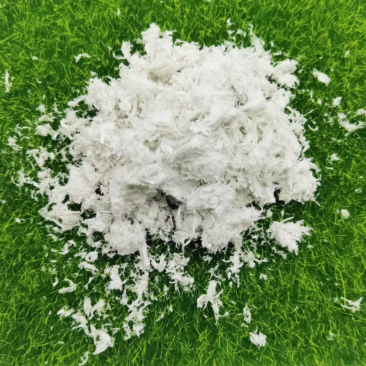 Готовая поставка различных подвесных самовосстанавливающихся белых волокон, растительных волокон, композитных волокон из минерального волокна