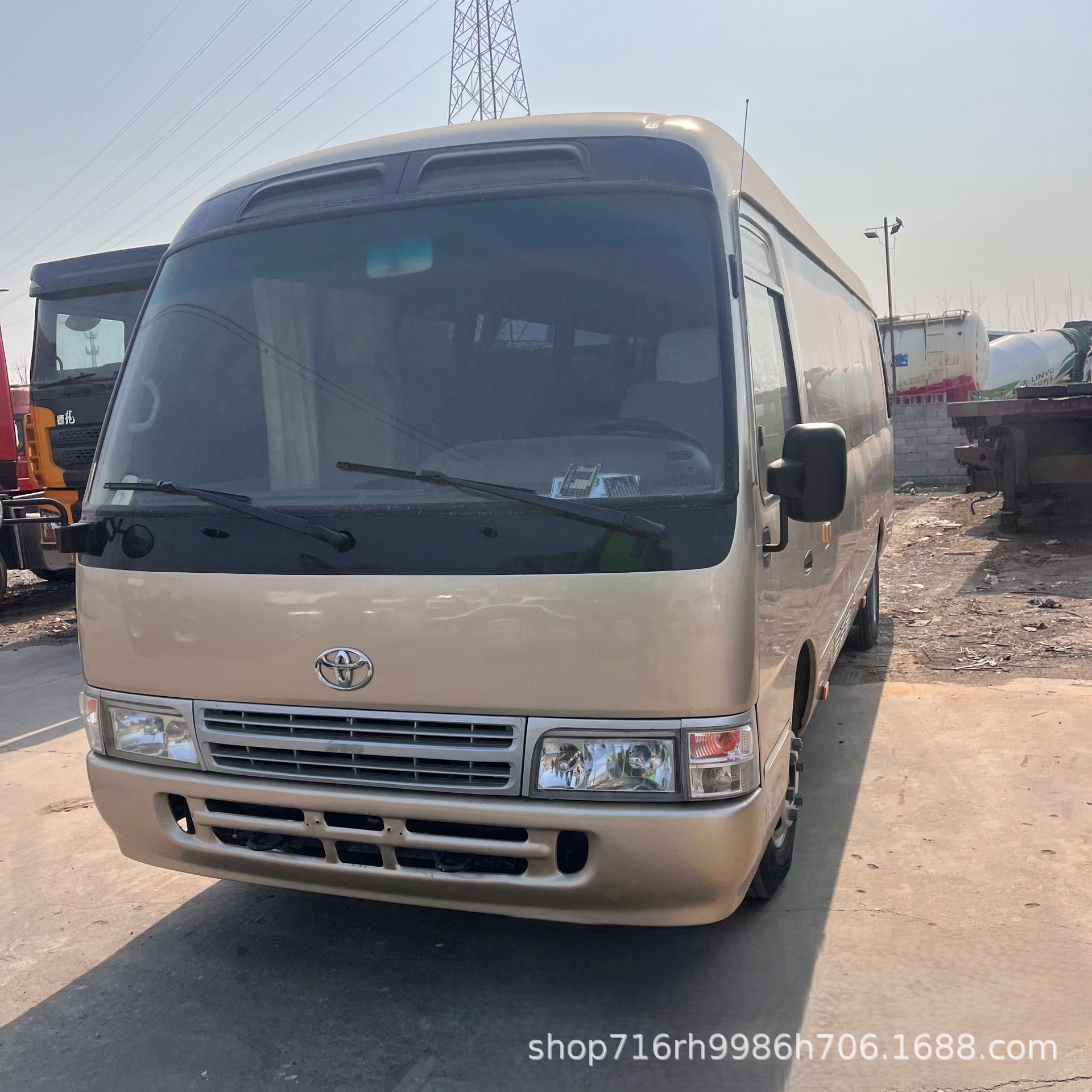 Wooden Floor Toyota 19-23 Seats Can Add Seats Coaster Luxury Business Car Minibus Coaster Car