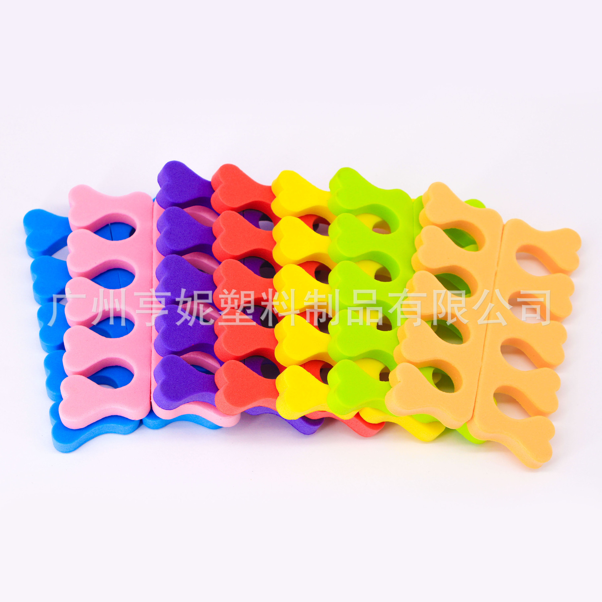 Factory direct nail art tool finger divider sponge toe divider toe isolation cotton EVA peach heart finger divider