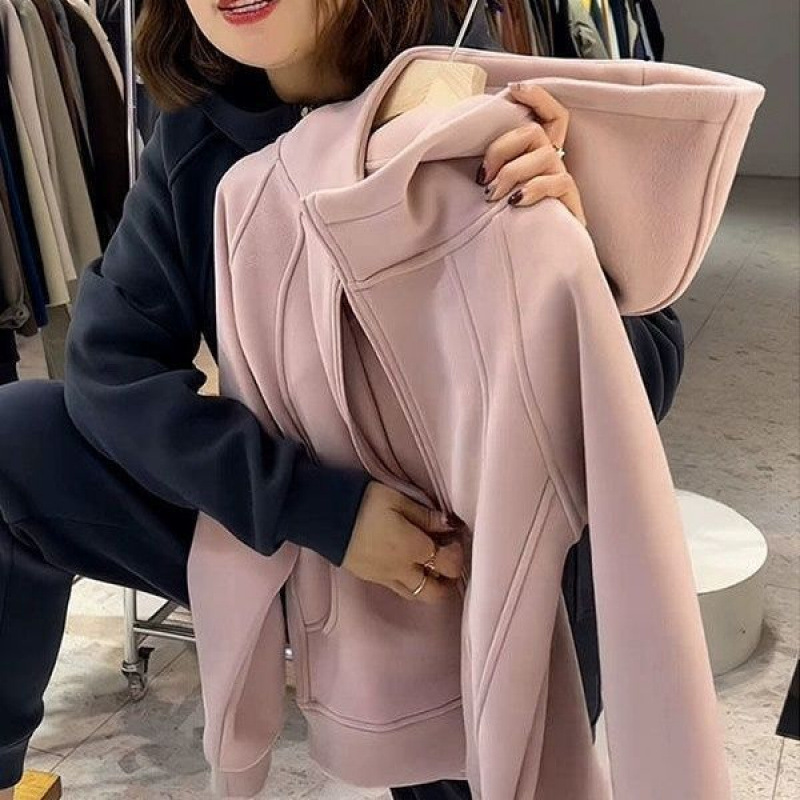 European goods and foreign style age-reducing sweater coat women's autumn and winter 2024 explosions this year's popular fleece-lined thickened little coat