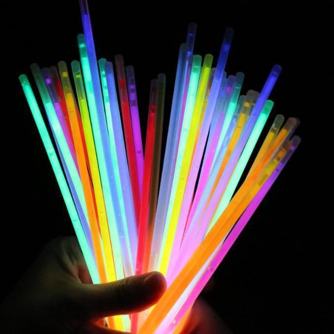 Glow Sticks 50 Barrels of Chemical Liquid Connectors Luminous Concert Night Market Stall Disposable Luminous Sticks