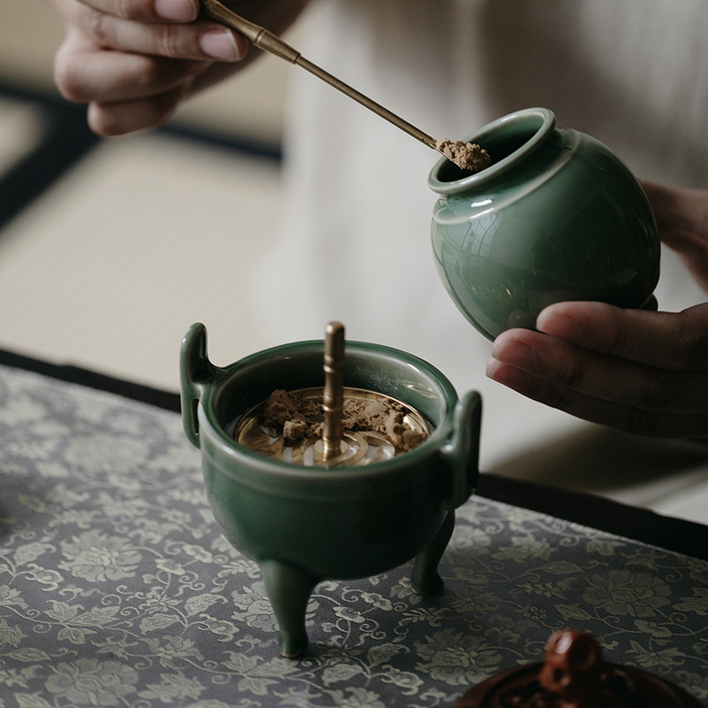 Bundle-engraved incense seal set Pure copper incense burner tool incense appliance Chinese household sandalwood heavy incense incense for gifts