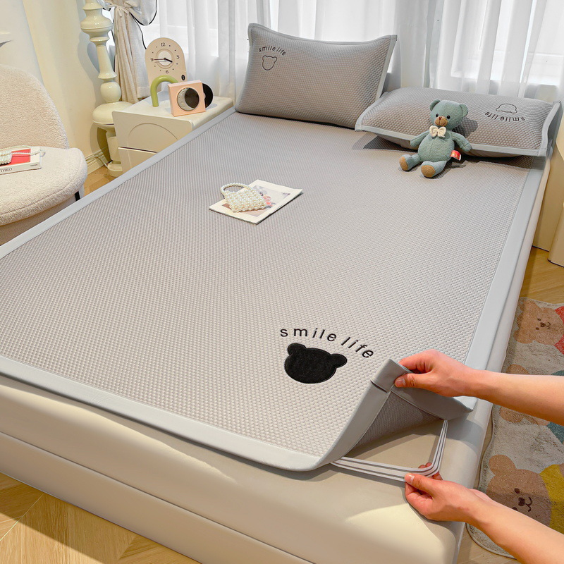 Summer Ice Bean Cooling Mat, Thickened Upgraded Version, Patchwork Embroidered Fitted Sheet, Cooling Sensation, Home Use Three-Piece Linen Set