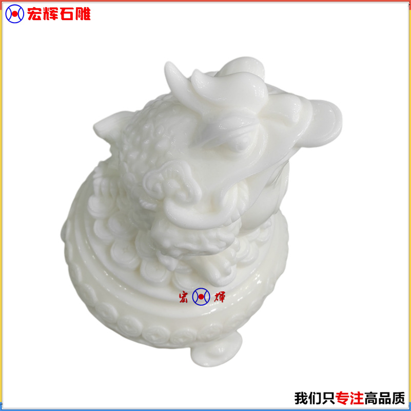 Fujian bluestone carved golden toad animal granite three-legged toad size 58cm