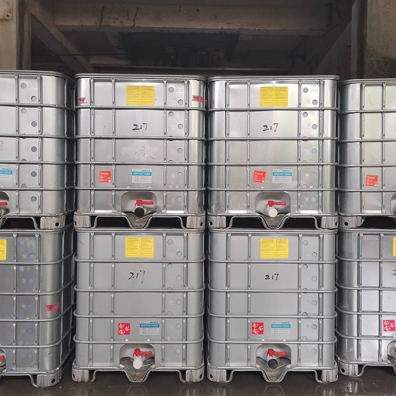 Shanghai Xinsheng Urea Solution Diesel Truck Exhaust Treatment Purification Liquid Is Available in Large Quantities and Is Available in Large Quantities