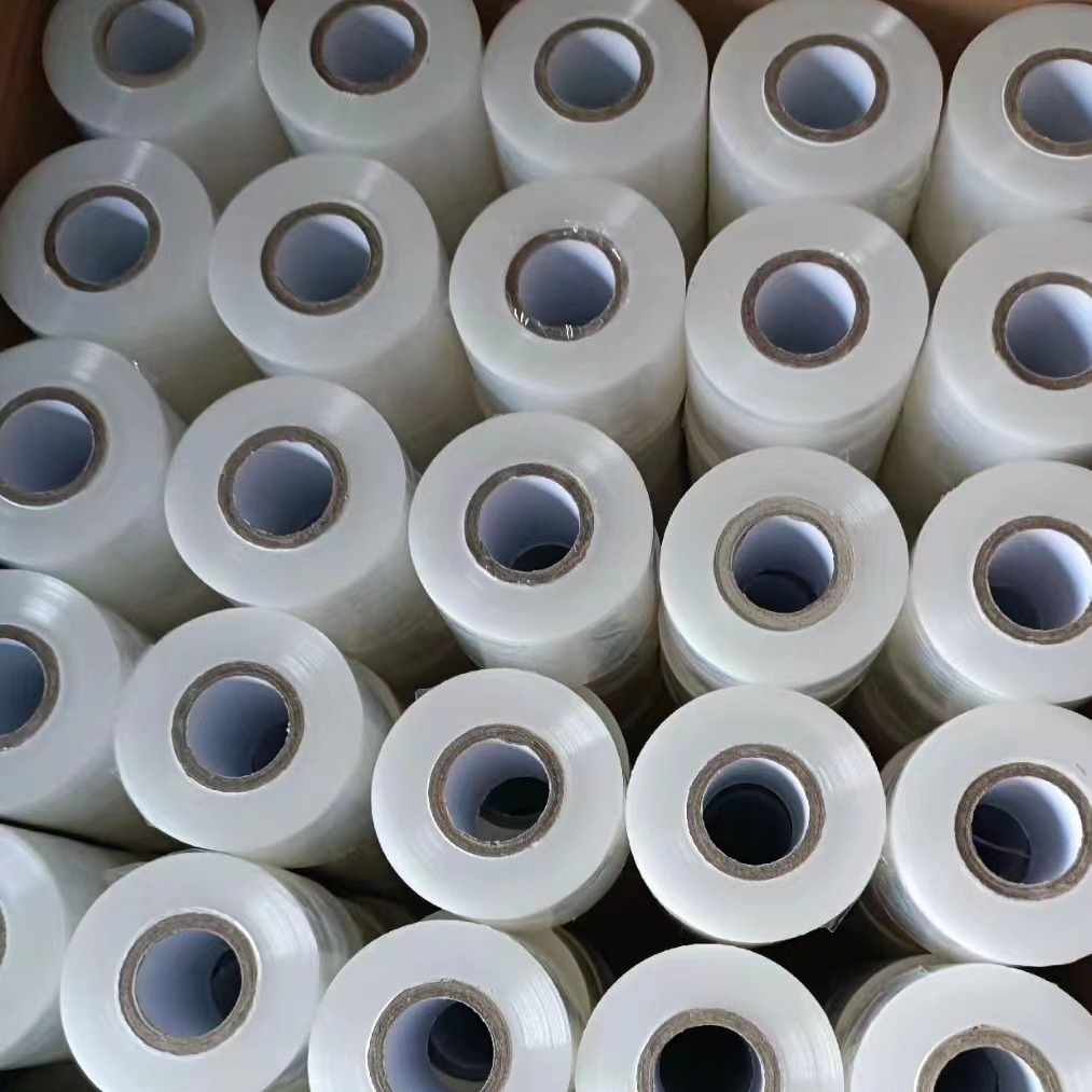 pe small roll wrapping film packaging film plastic thickened industrial cling film transparent self-adhesive protective stretch film