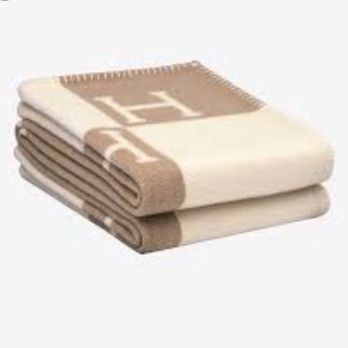 Knitted Woven H Shawl Gift Blanket Custom Car Flying Blanket Custom OEM Wool Blanket H Blanket