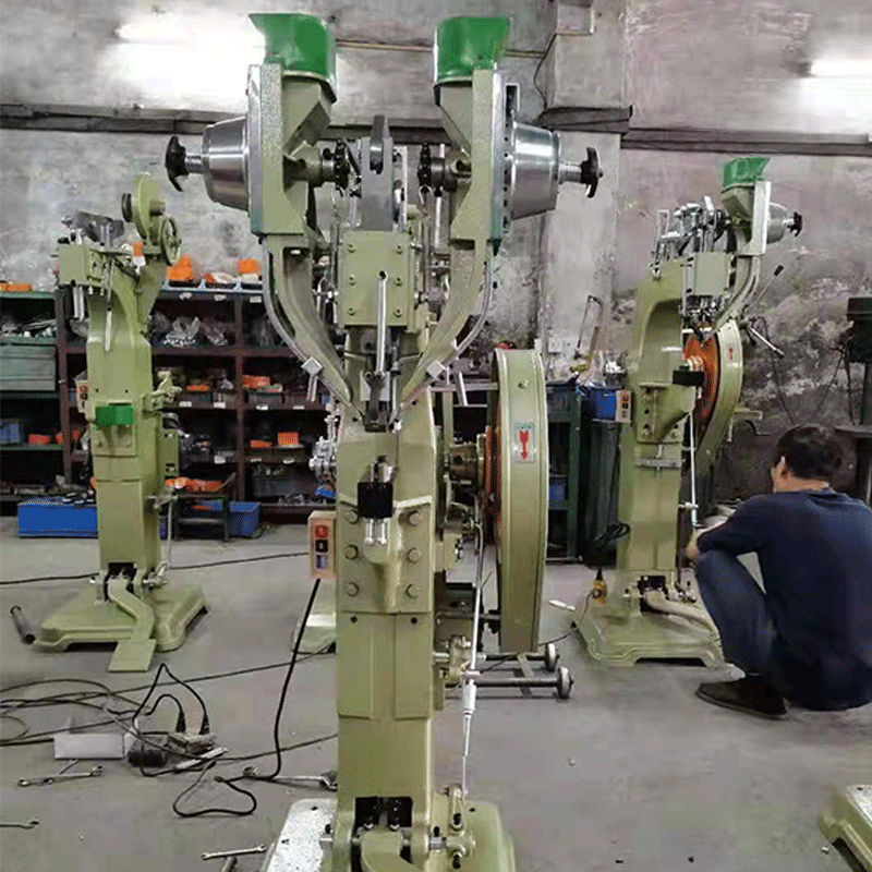 Long-Term Supply of Suitcase Nailing Machine Tool Box Nailing Machine Large Luggage Nailing Machine Rivet Machine Ready for Sale