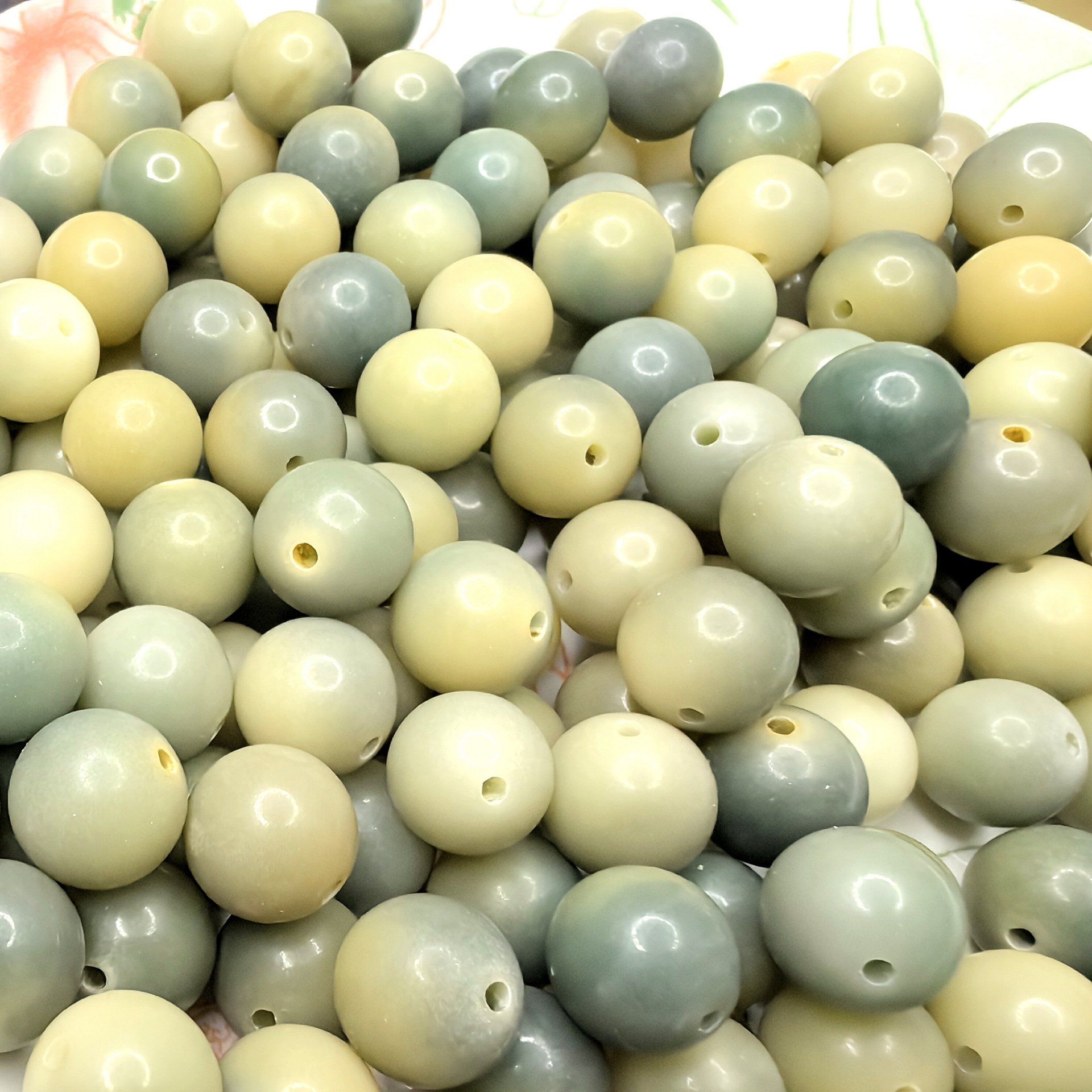 Factory direct white jade bodhi root loose beads barrel beads round beads bracelet boutique DIY bodhi beads play wholesale