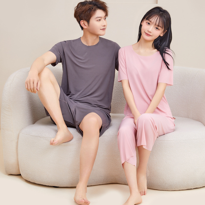 Spring and summer ice silk couple pajamas suit men's seamless loose plus size home clothes women's pajamas wholesale generation