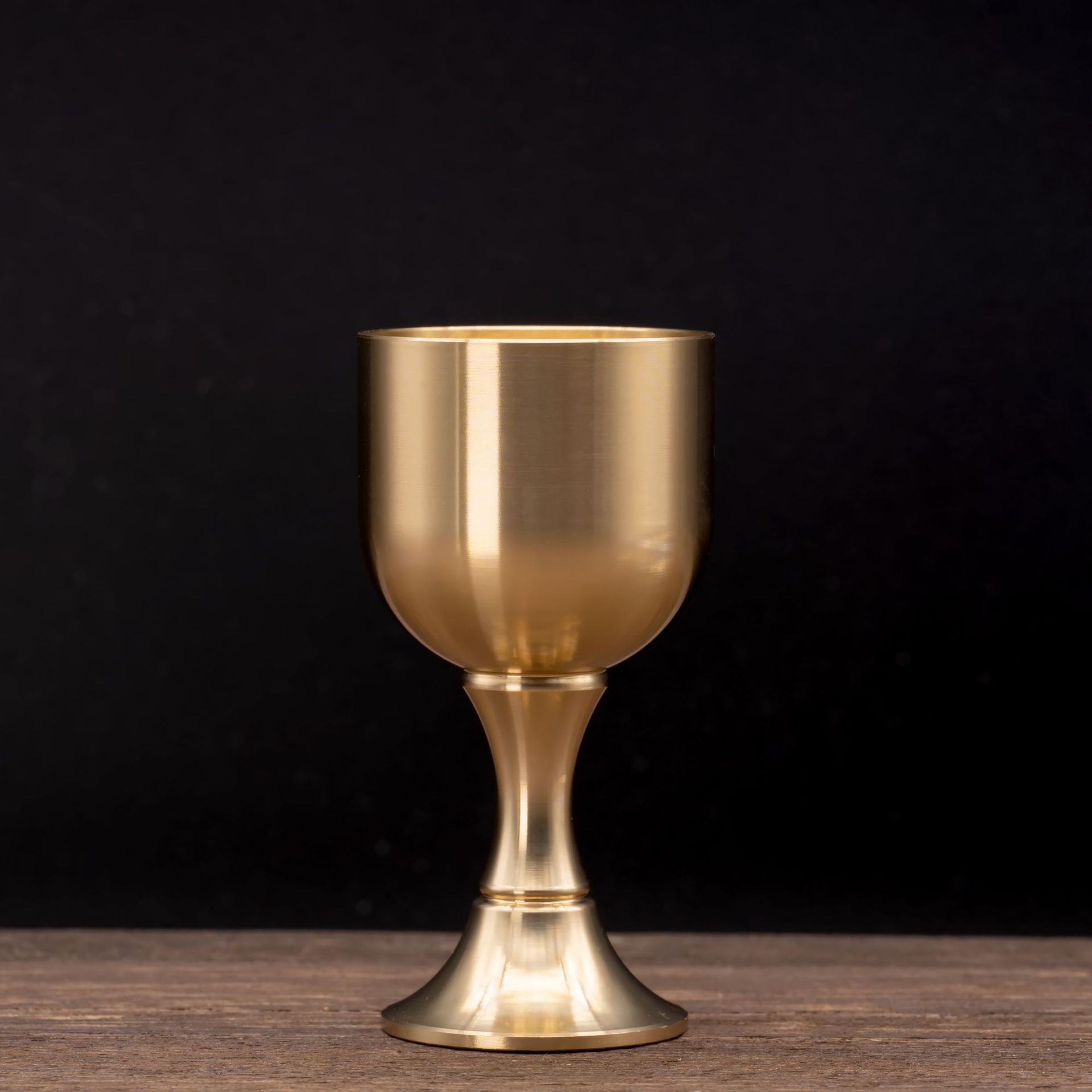 Brass Copper Wine Glass Pure Copper Goblet Small Wine Glass for God of Wealth Guan Gong Cup Buddha Water Cup Ornaments