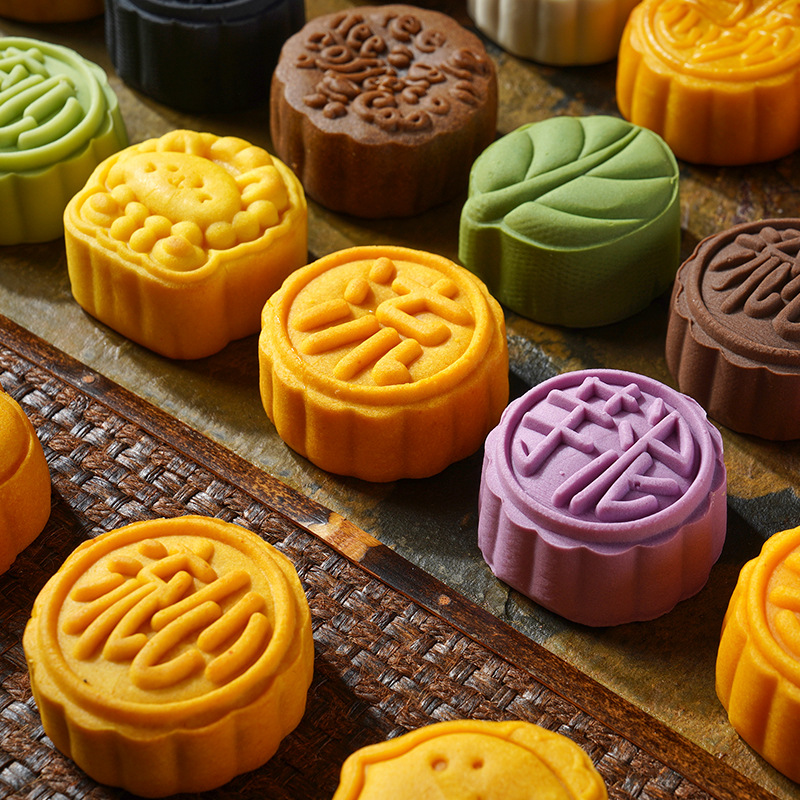 Hong Kong Style Liuxin Custard Mooncake Traditional Pastry Wholesale Mid-Autumn Mooncake Company Group Purchase Bird's Nest Mooncake Factory Direct Sale