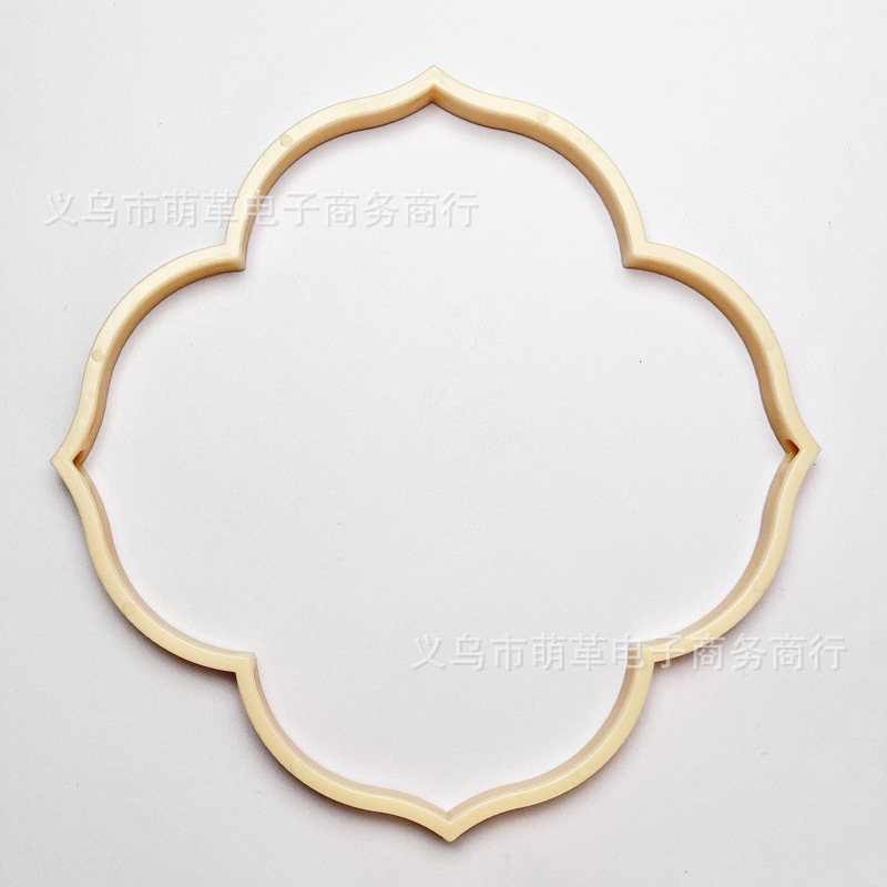 Plastic round fan frame DIY butterfly round fan frame perforated bamboo ring diy rabbit lamp lantern double hole ring lantern sticker