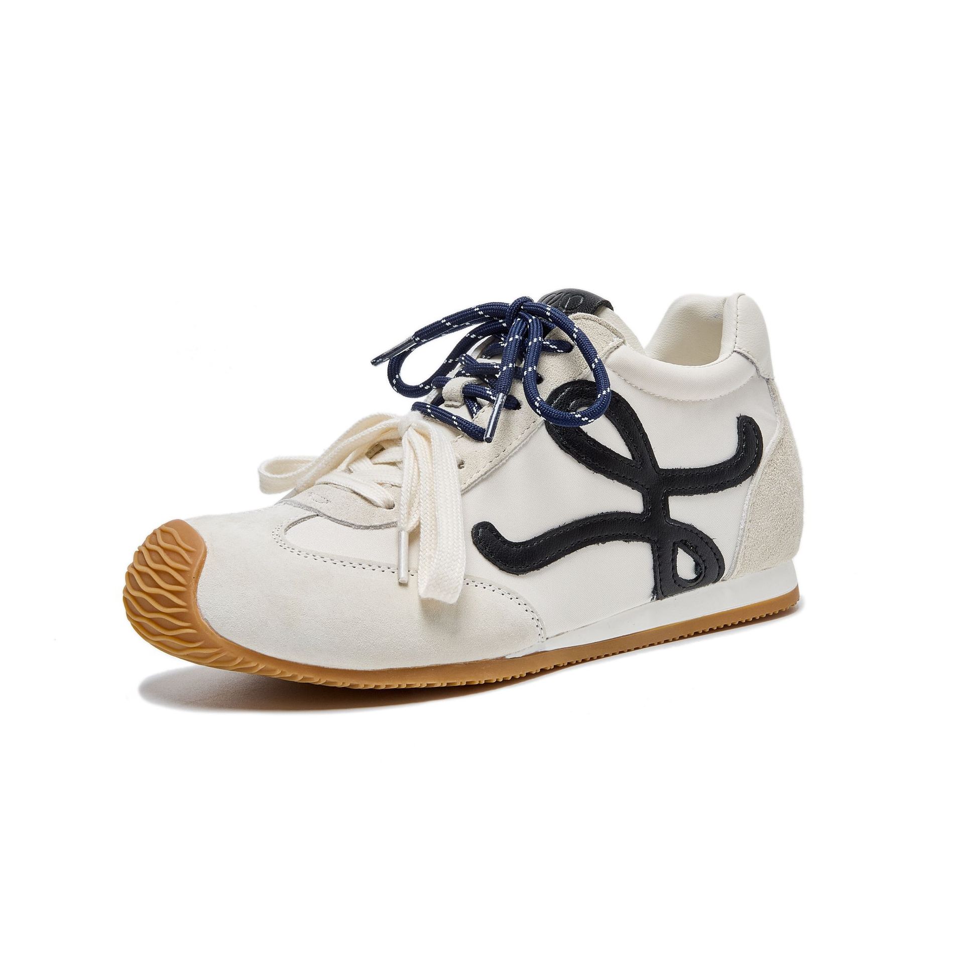 53181 Mini Yang with 6CM invisible inner heightening casual shoes women's ballet style retro moral training sports Forrest Gump shoes