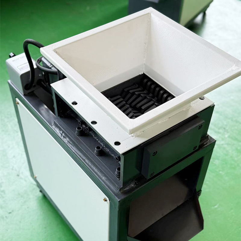 Small Dual-Axis Shredder Kitchen Waste Plastic Shredder Book Paper Shell Beer Cap Can Shredder Manufacturer