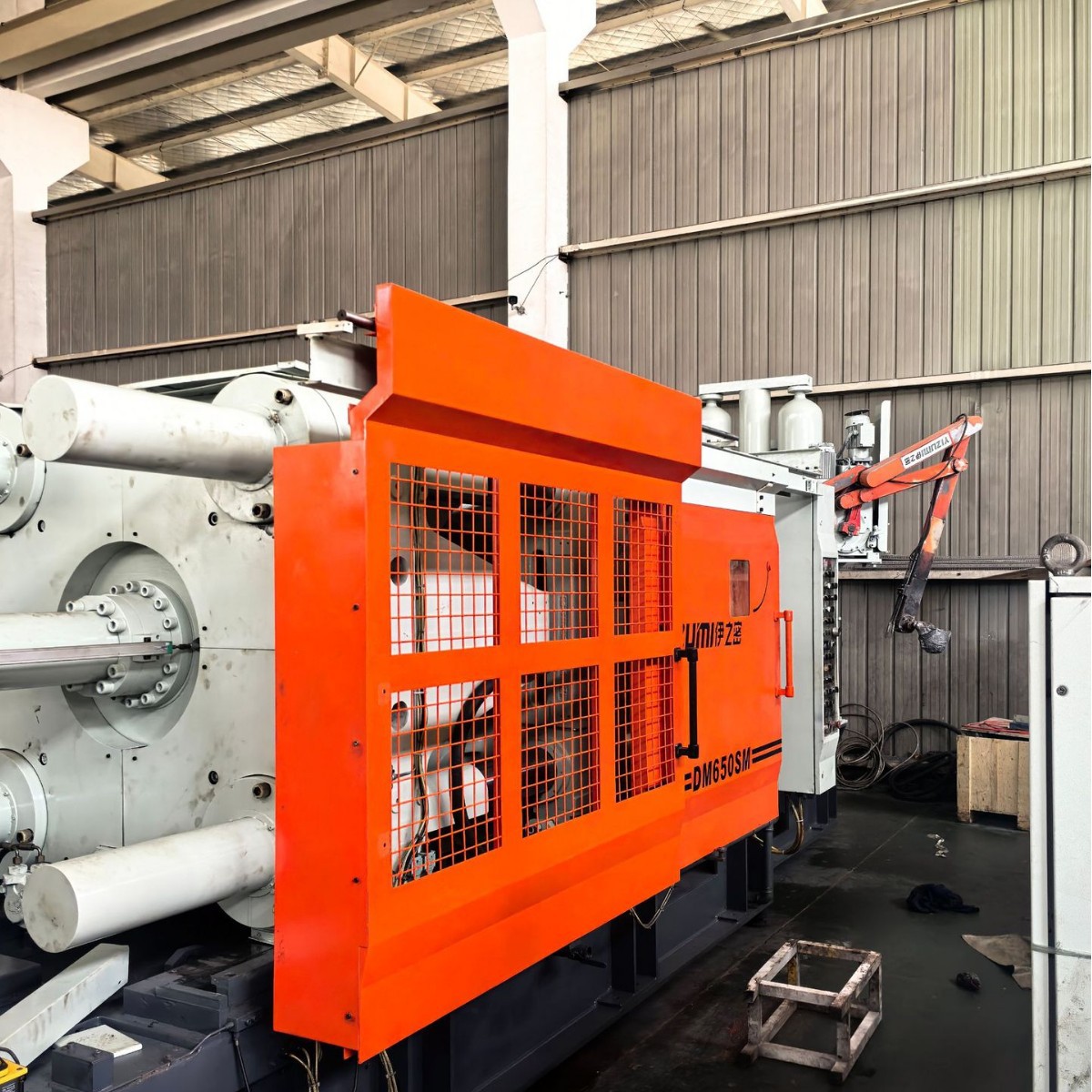 Transfer of Yizumi 650Th Aluminum Die-Casting Machine, Lijin Haitian Toshiba Toyo Cold Chamber Aluminum Alloy Die-Casting Machine