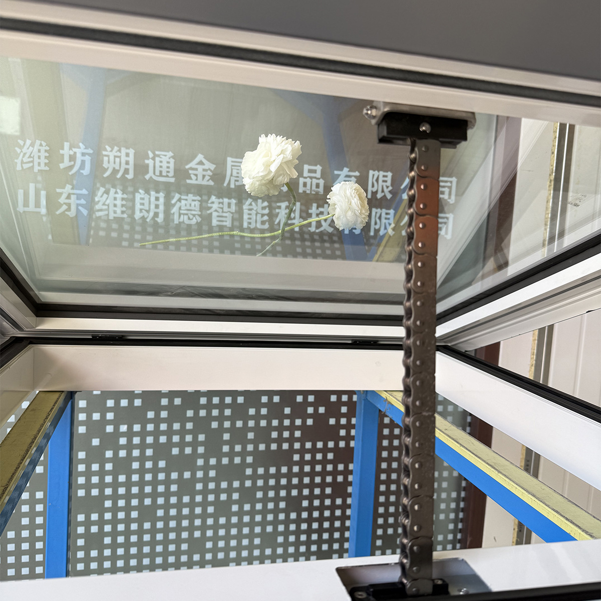 Factory direct wholesale electric sunroof very narrow frame hanging single chain electric sunroof large discount