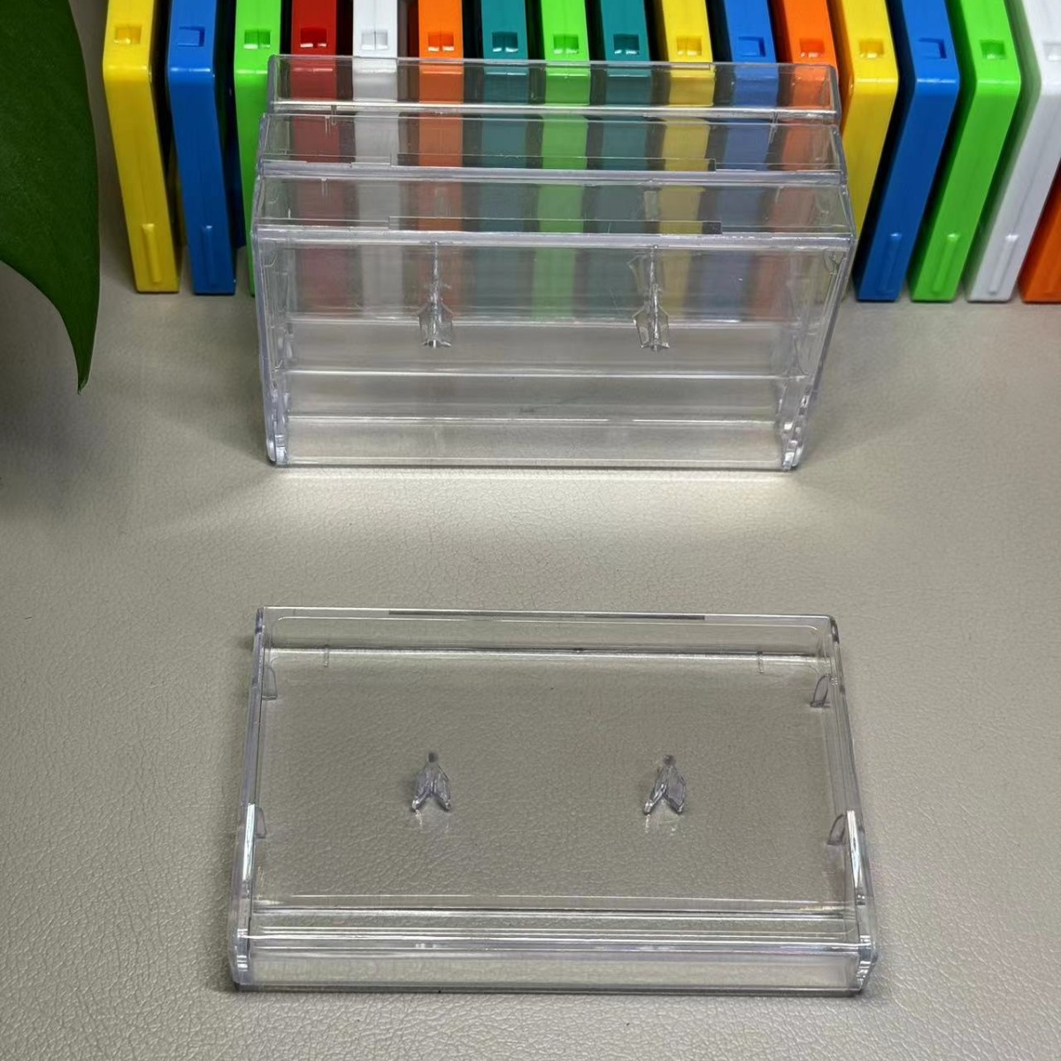 Внешняя коробка для аудиоленты, прозрачная