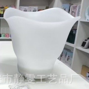 Bluetooth Luminous Ice Bucket Led Waterproof and Anti-Fall 8 Liters Large Capacity Plastic Colorful Beer Bucket with Audio and Card Insertable